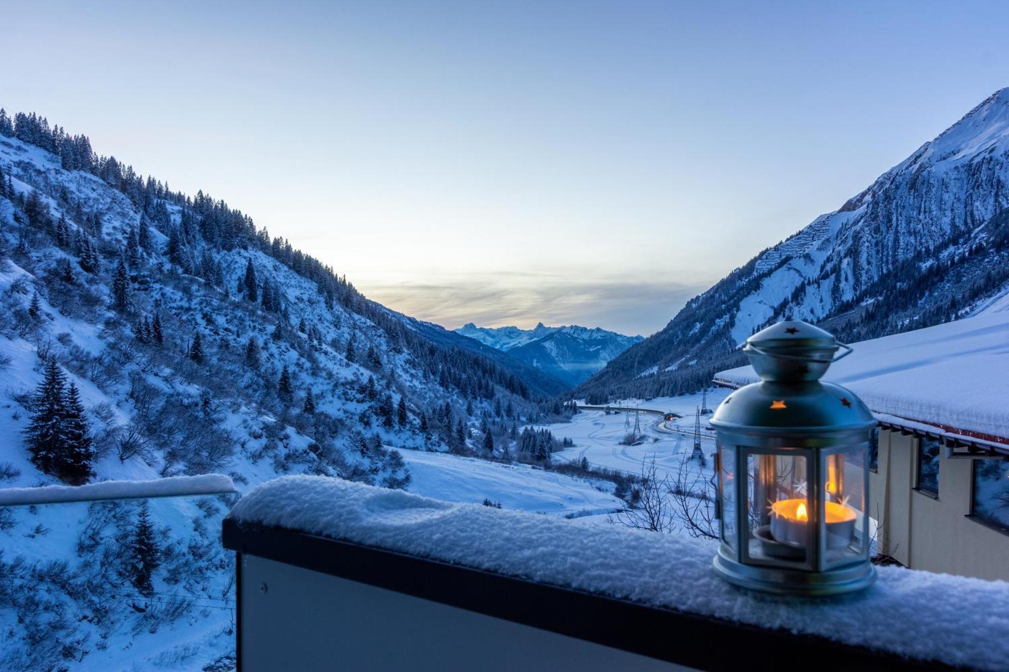 Wohlfuehlhotel Hubertushof Stuben am Arlberg Exteriör bild