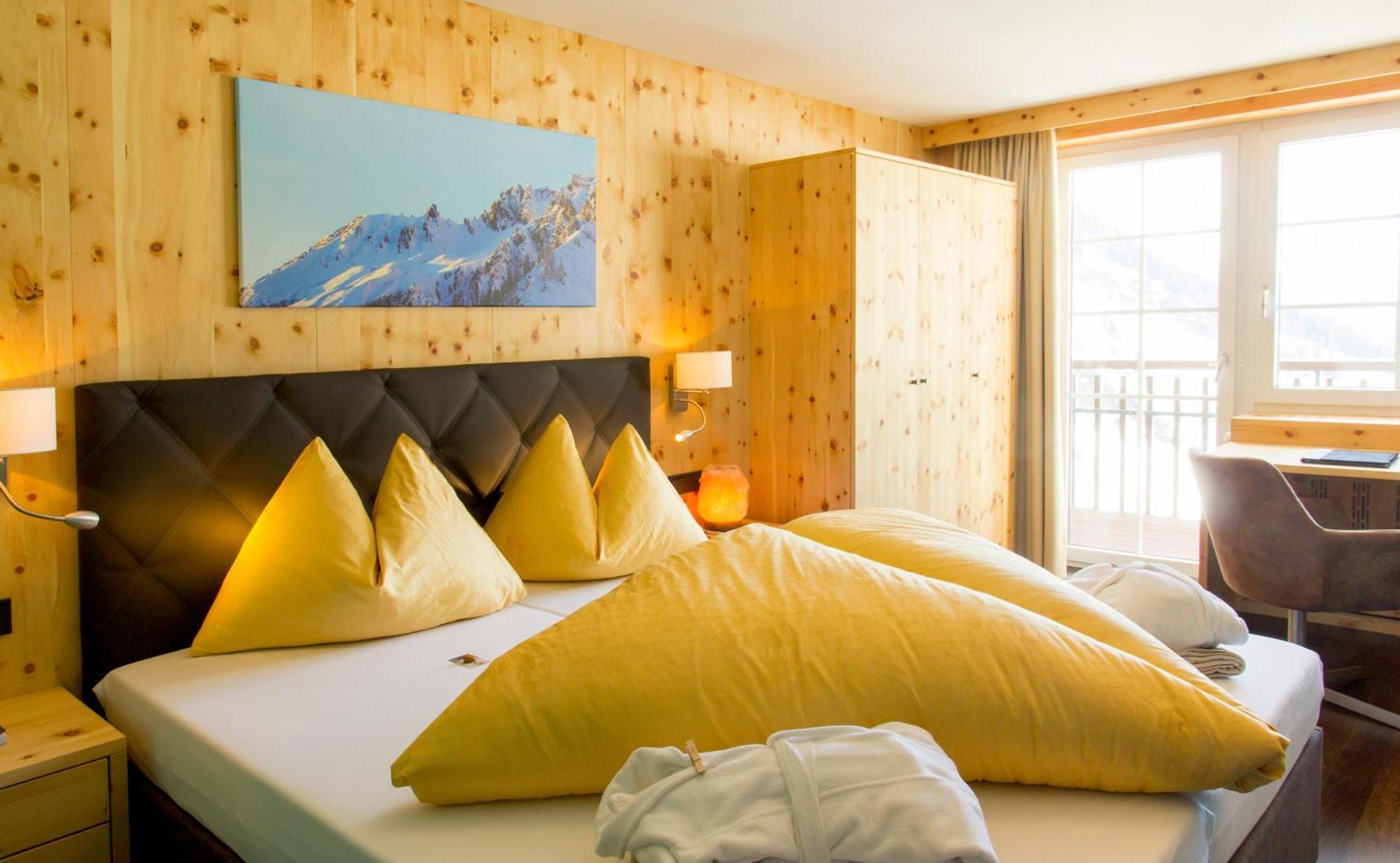 Wohlfuehlhotel Hubertushof Stuben am Arlberg Exteriör bild